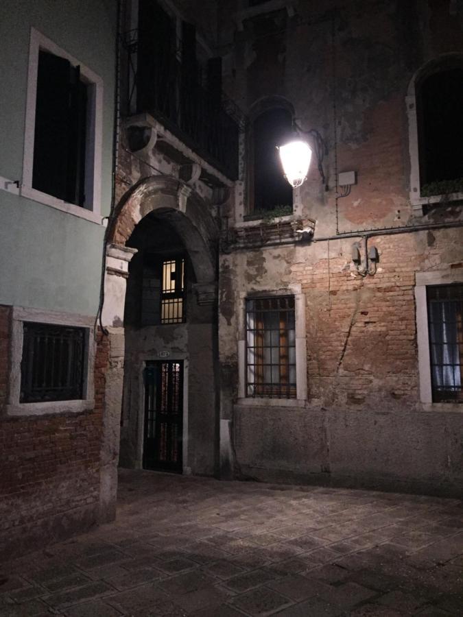 The Wolf House Hotel Venedig Eksteriør billede